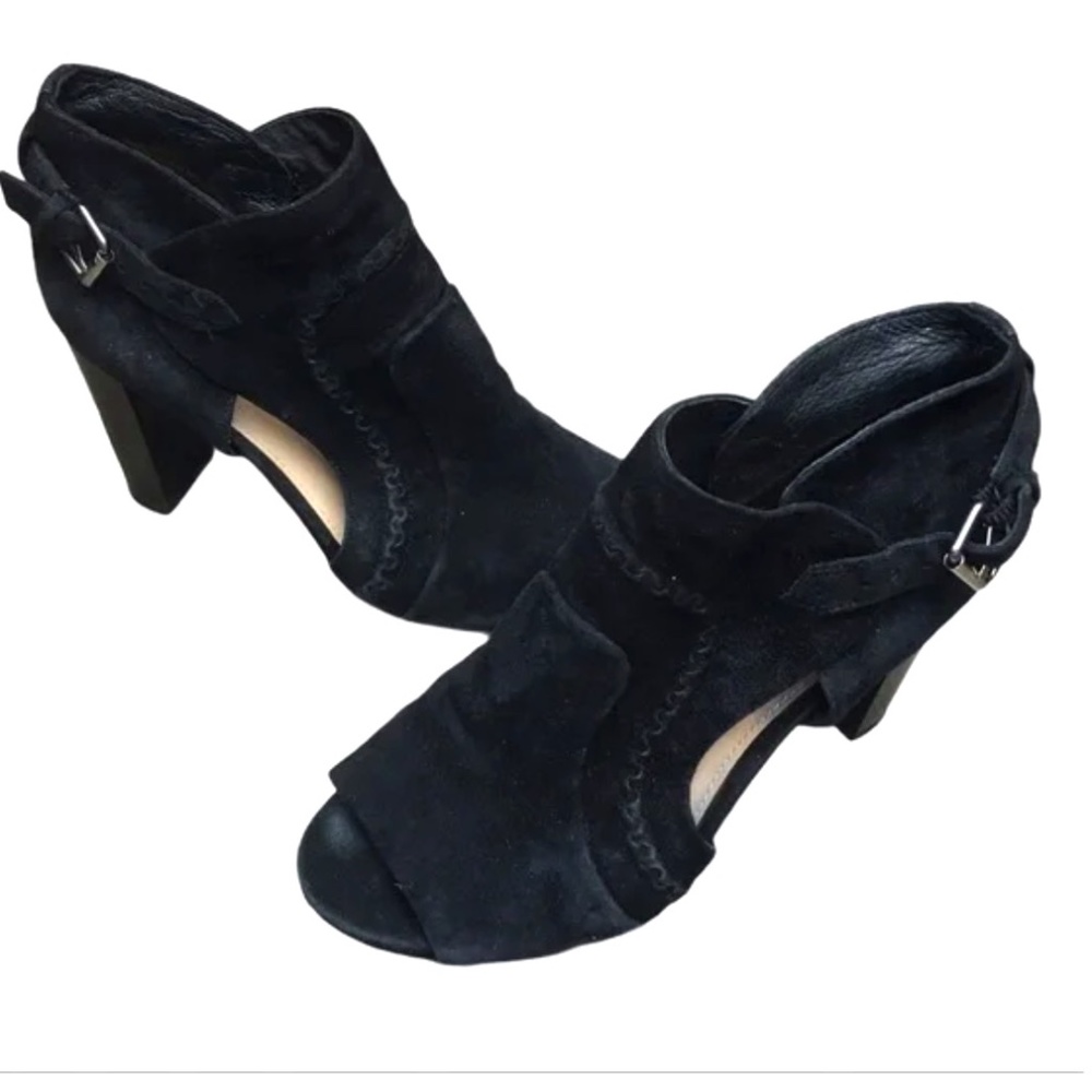 VINCE CAMUTO Black Leather Peep-Toe Booties Size 7